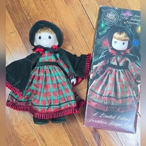 Precious Moments Vintage 1991 Old Fashioned Christmas Porcelain Doll with Box